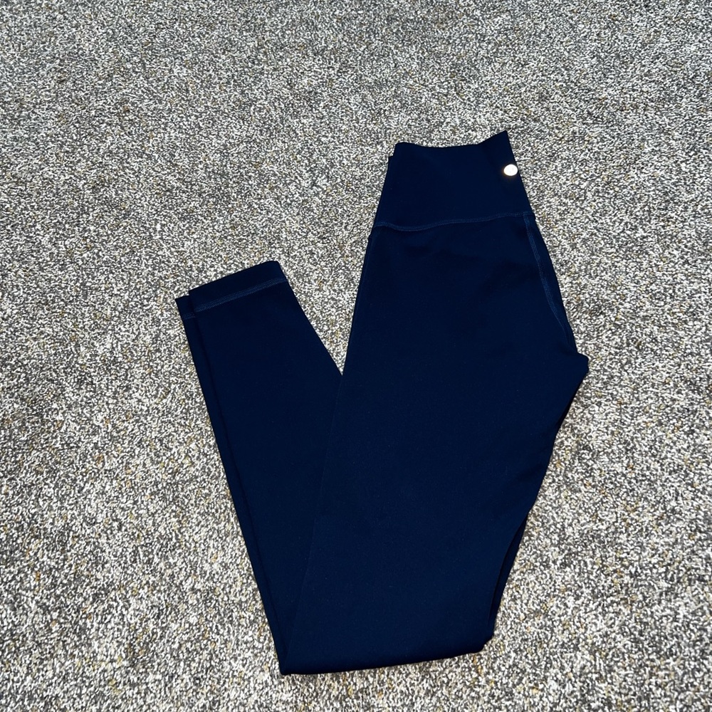 Lululemon Navy Blue Wunder Under Leggings